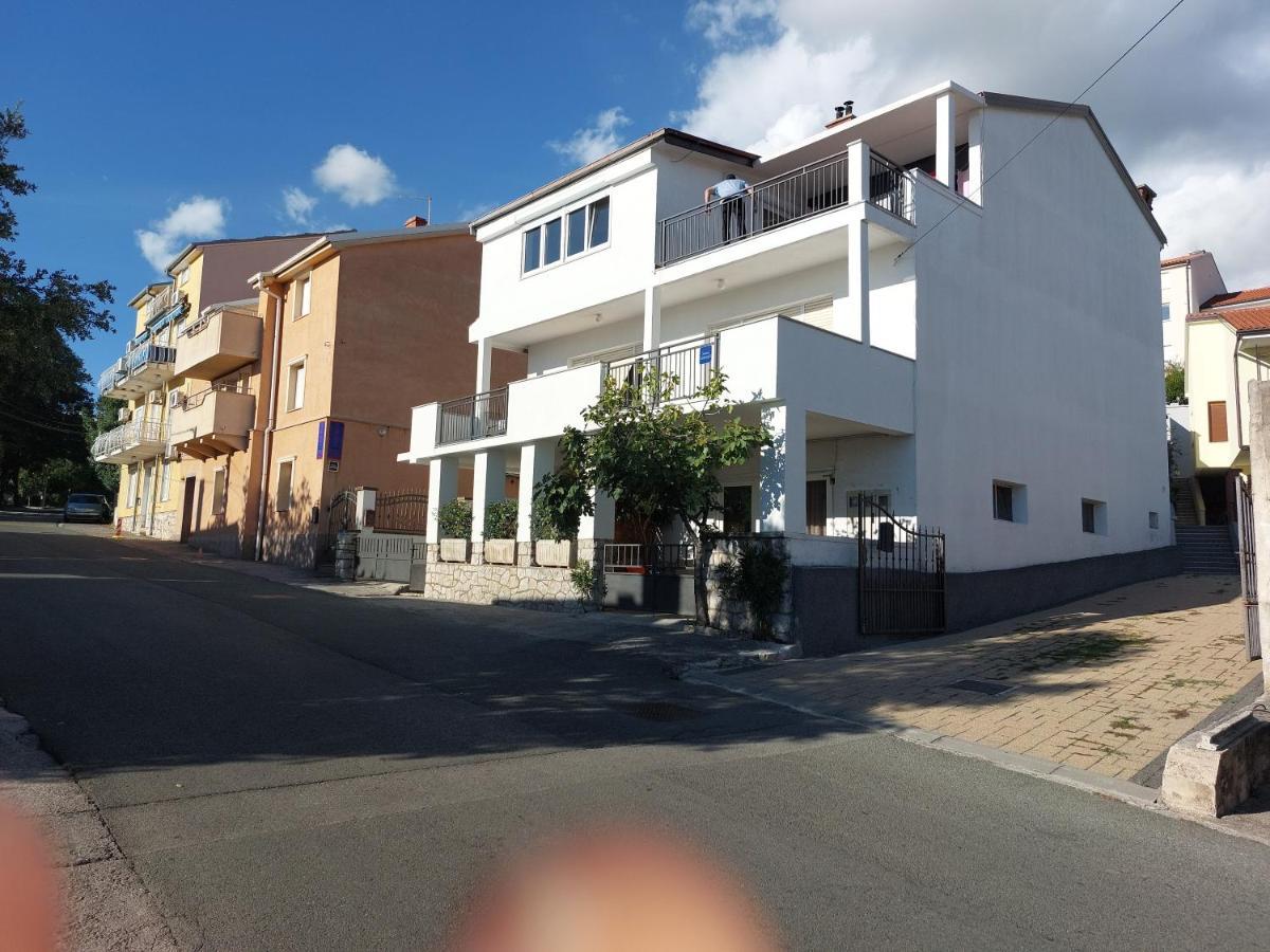 Loredana Apartments 茨里克韦尼察 外观 照片