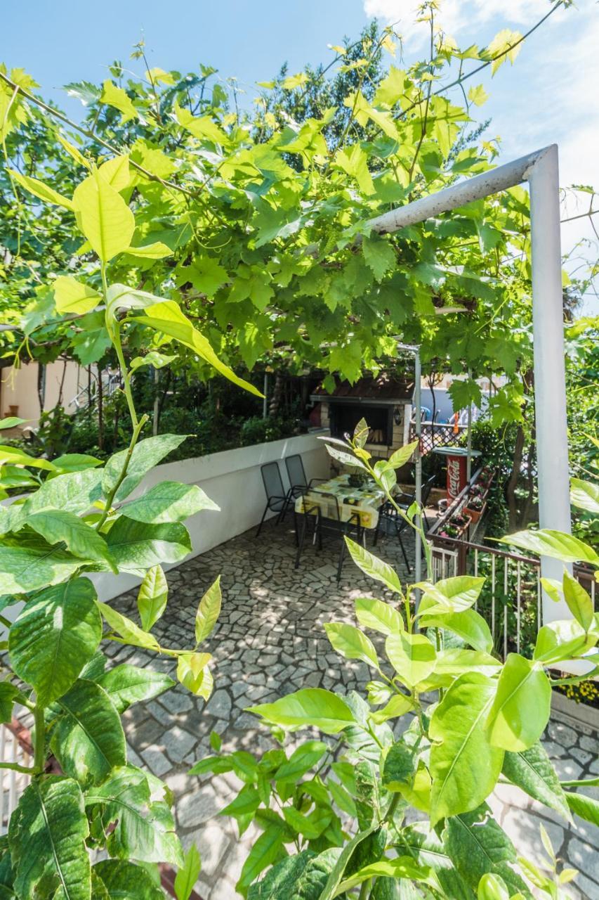 Loredana Apartments 茨里克韦尼察 外观 照片
